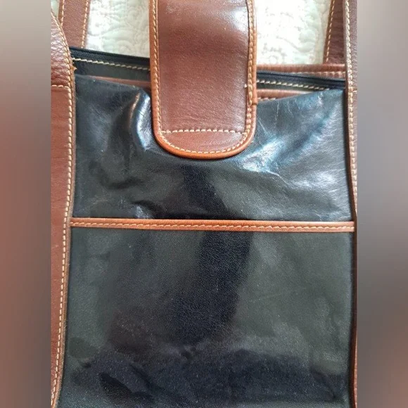 Vintage Leather Brahmin Purse - Picture 5 of 16